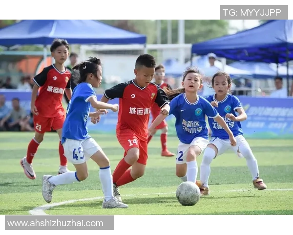 足球赛中一支球队究竟需要多少名球员才能顺利参赛和发挥最佳水平
